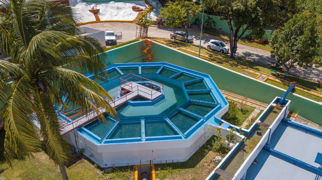 Realizan trabajos para mejorar producción de agua en zona centro