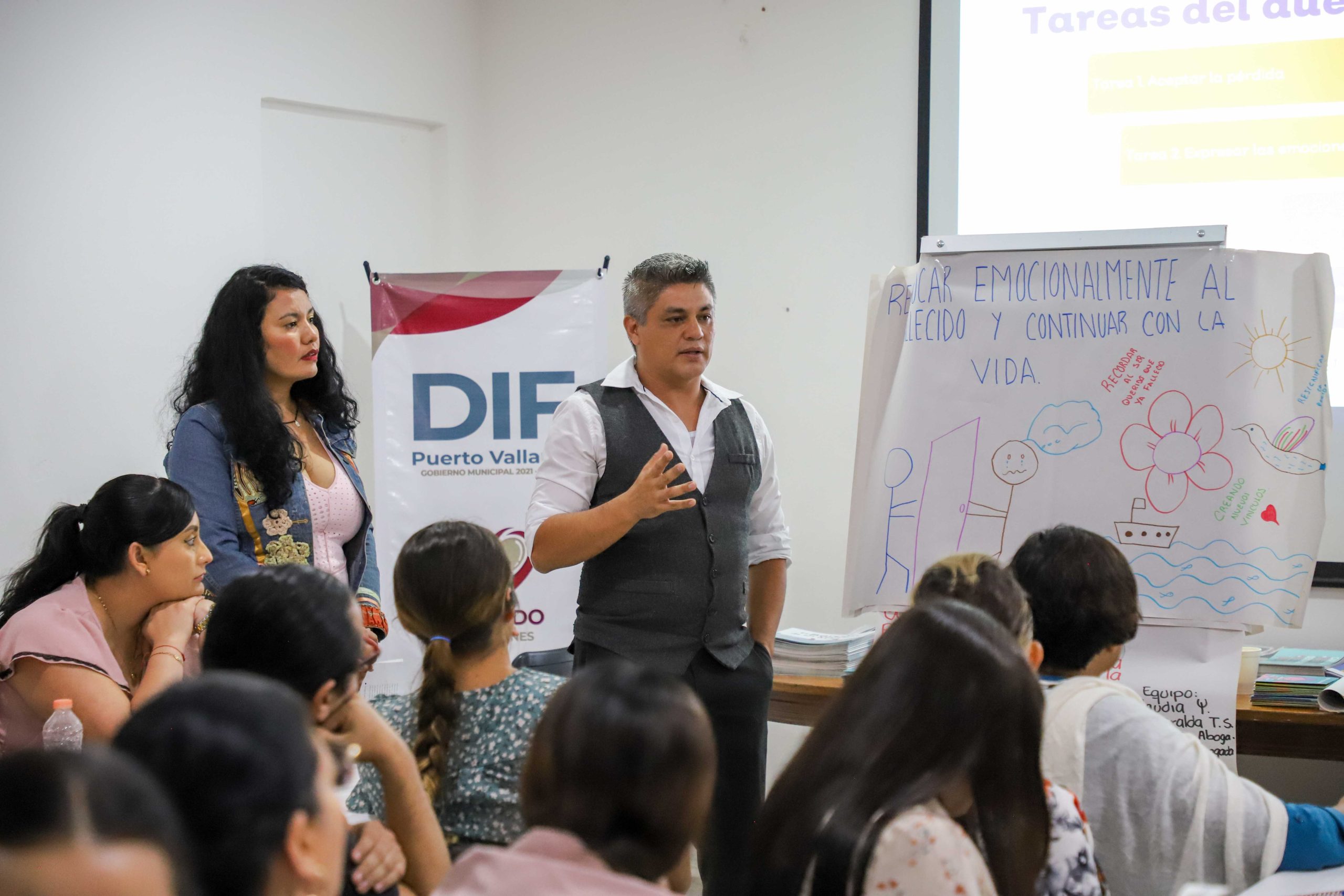 DIF Vallarta profesionaliza la atención psicológica