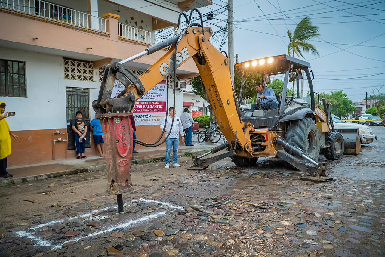 Profe Michel renueva la infraestructura urbana de Puerto Vallarta