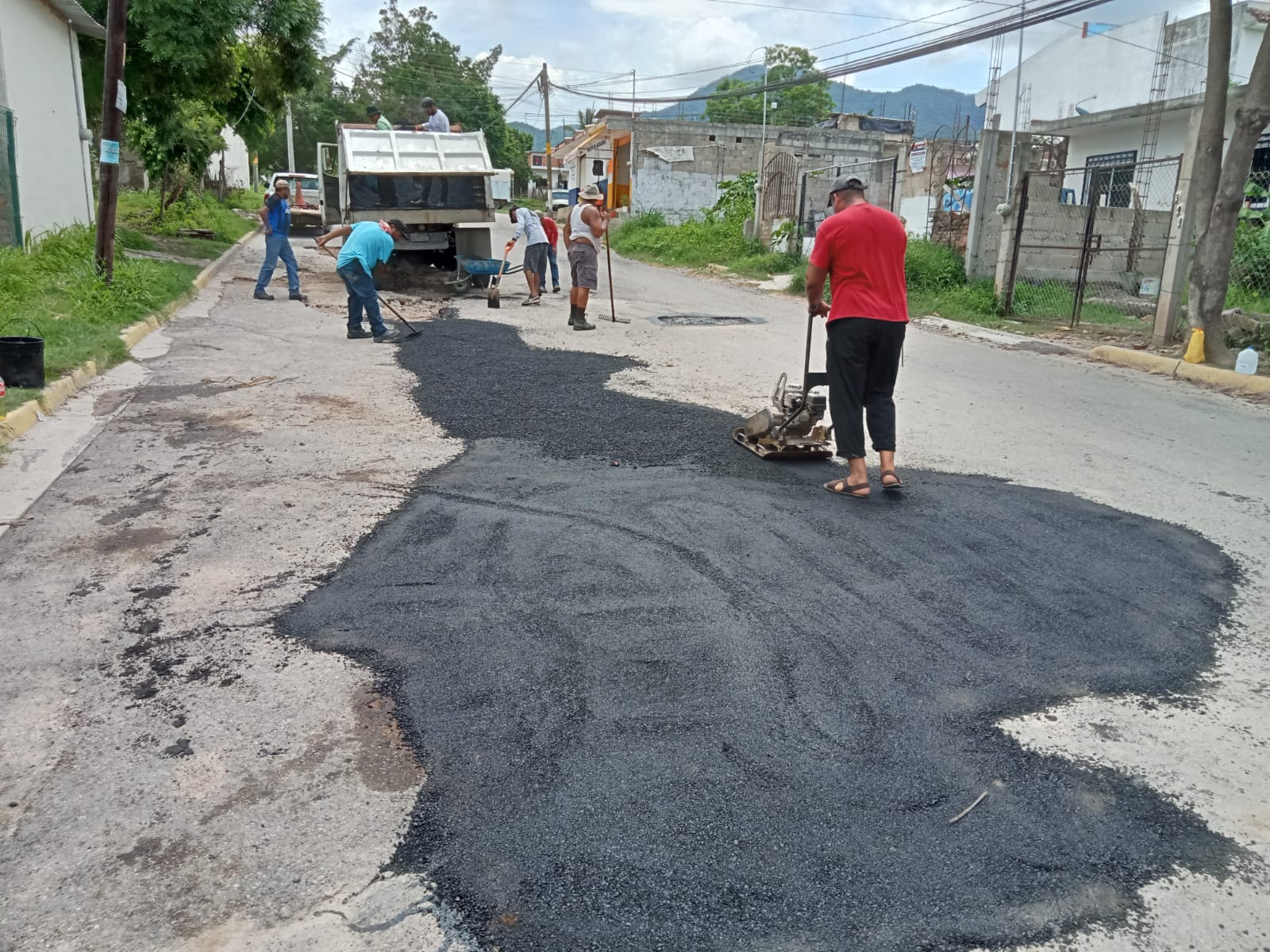 Atiende Obras Públicas vialidades afectadas por las lluvias