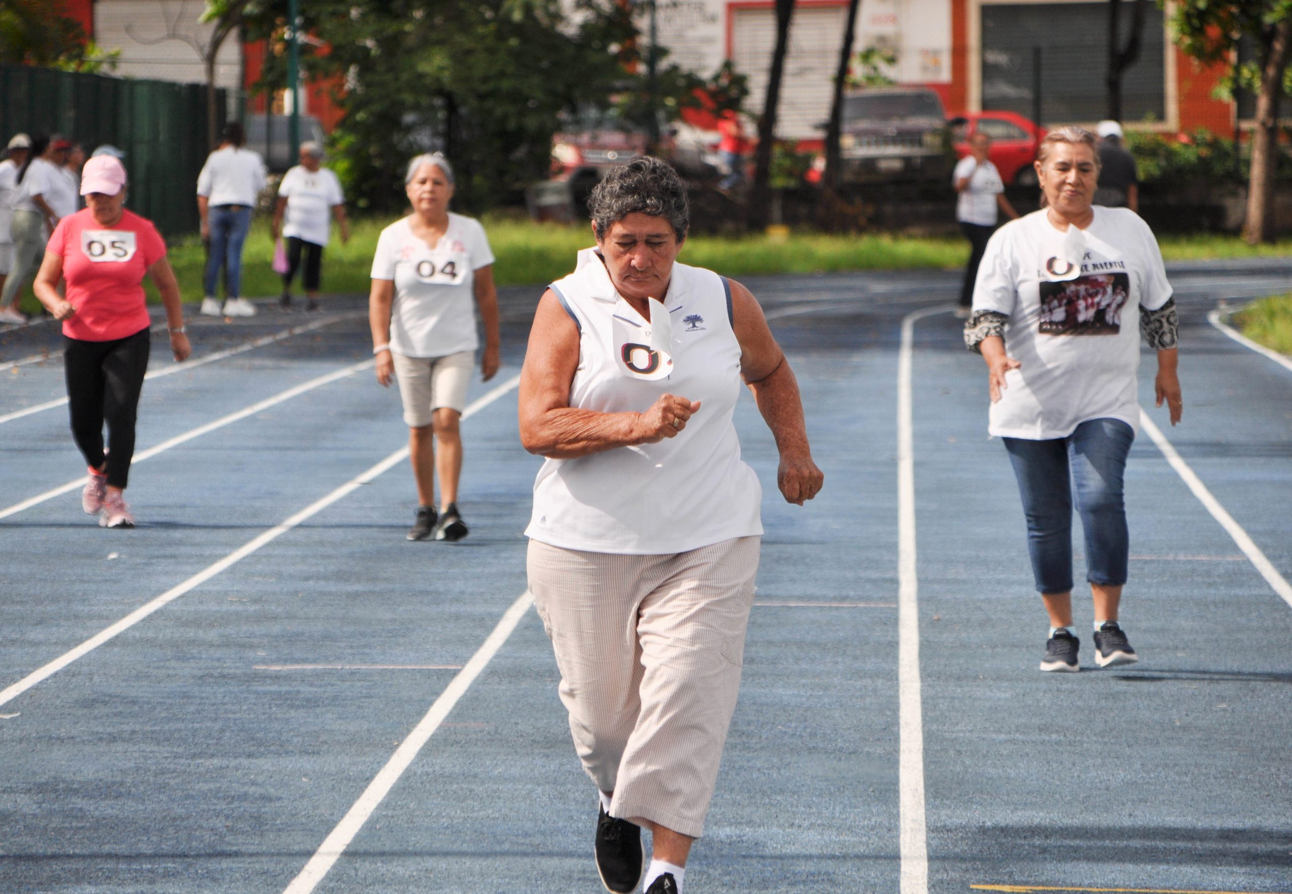 Inicia DIF entusiasta “semana deportiva y cultural de los adultos mayores”