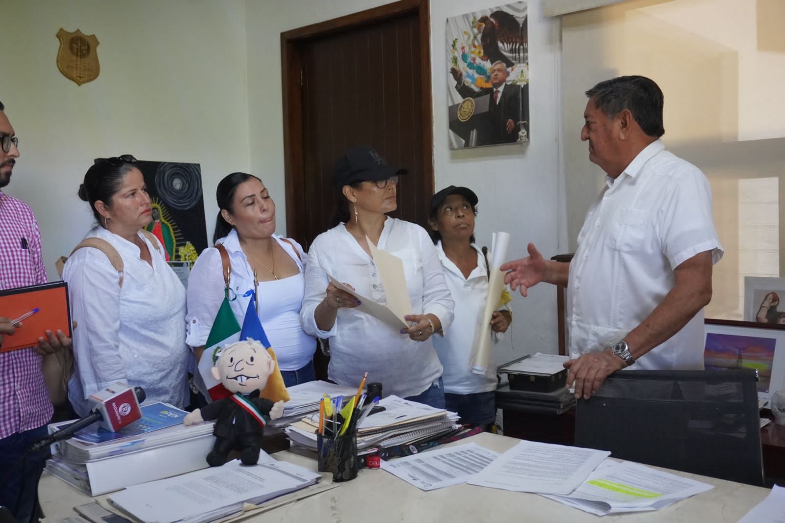 Realizan alcalde y SEAPAL compromisos con vecinos de la parte alta de El Pitillal