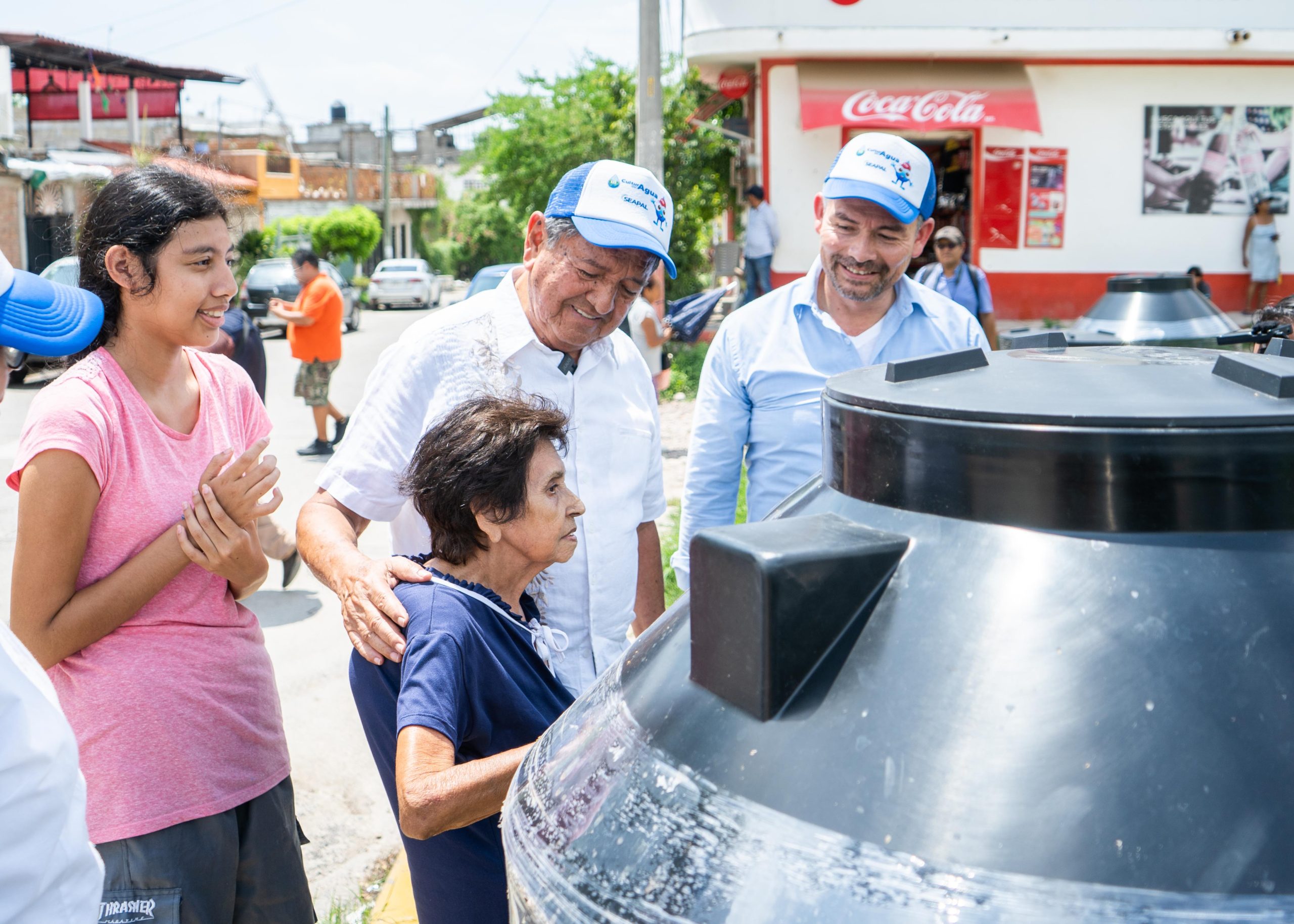 Continúa SEAPAL fomentando la cultura del almacenaje de agua