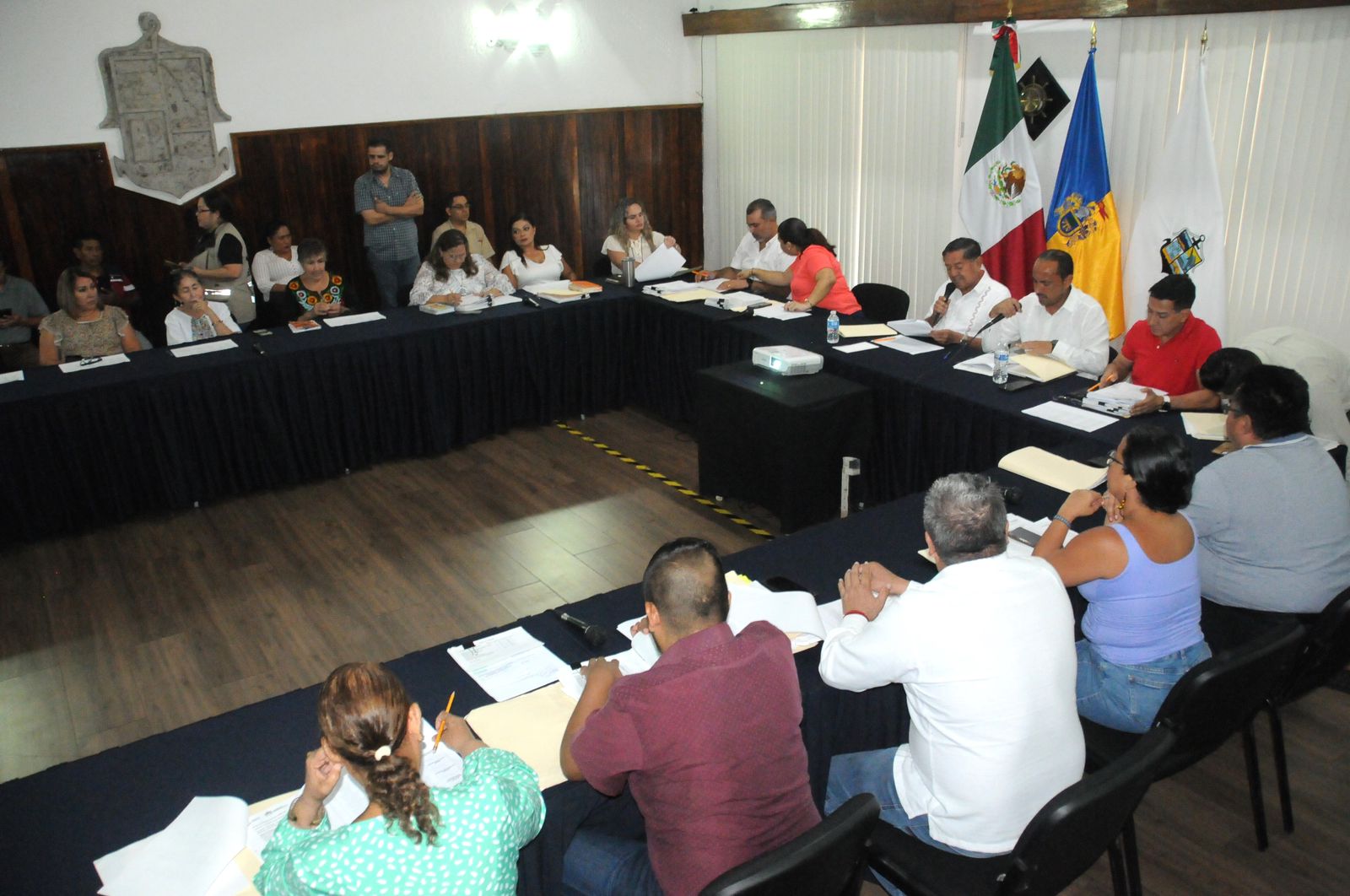 Autoriza Consejo Municipal de Giros Restringidos 111 permisos