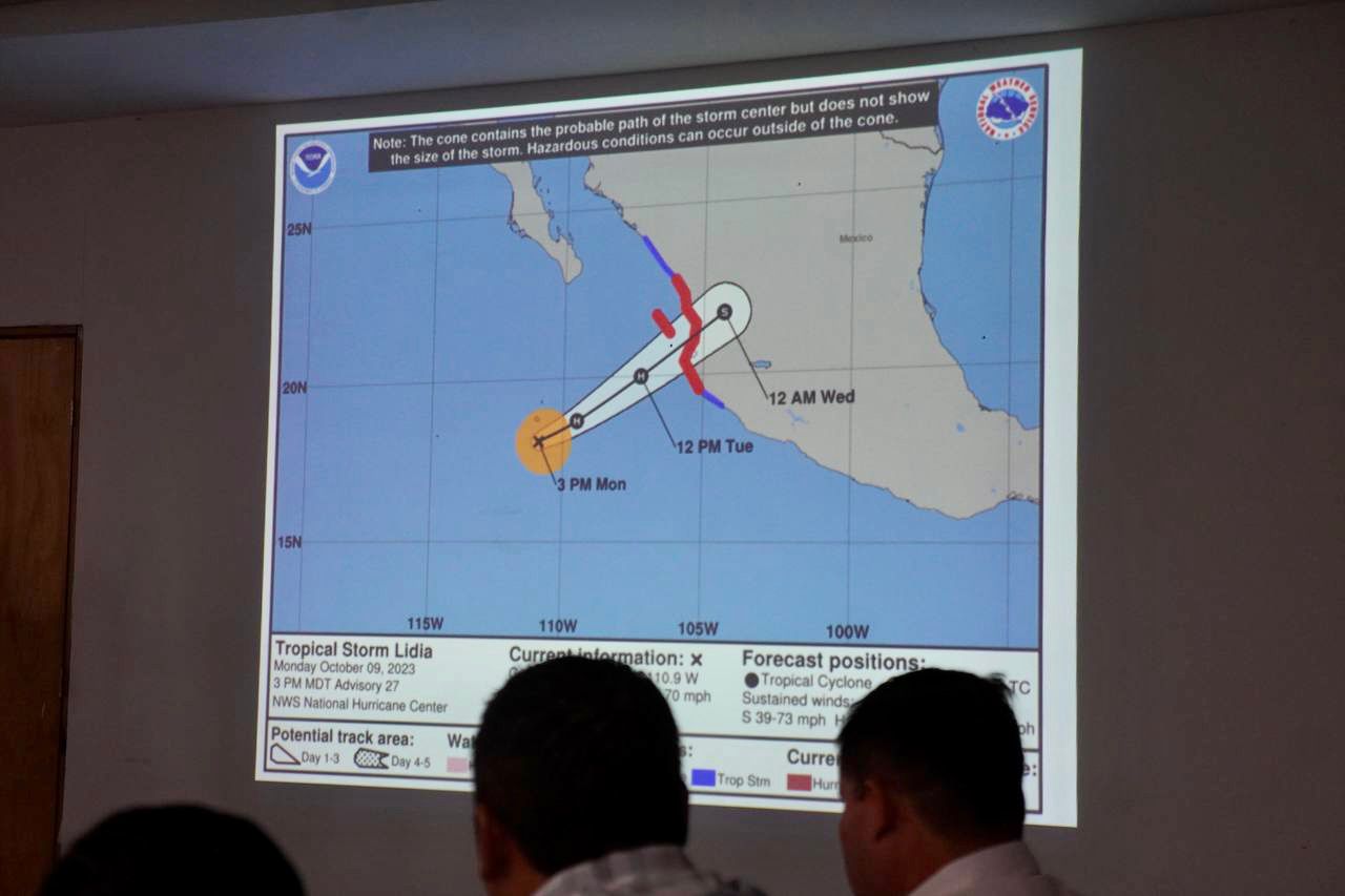 Autoridades previenen a la población ante posibles efectos de “Lidia”