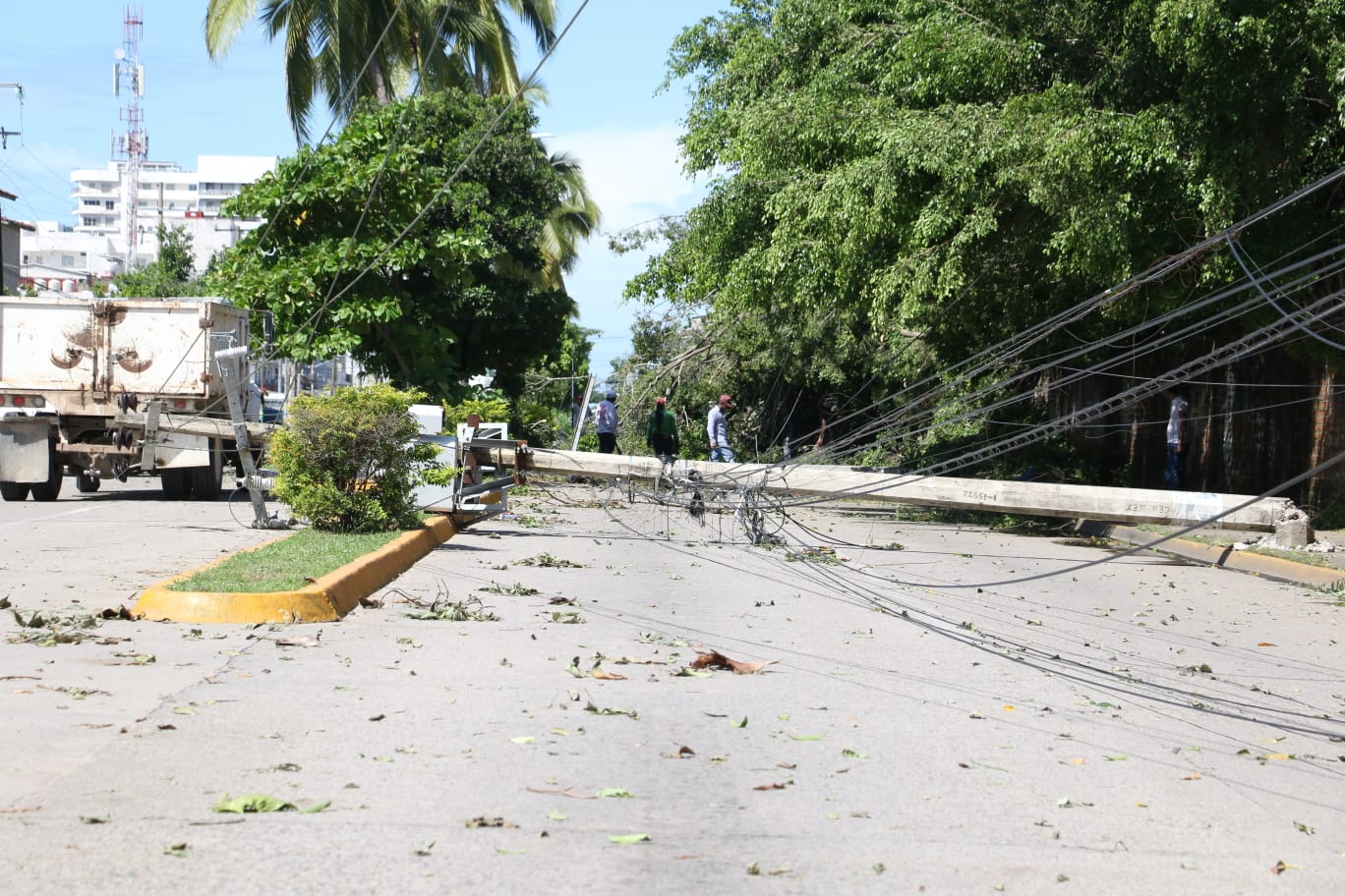 “Lidia” sólo dejó algunos daños materiales en Puerto Vallarta