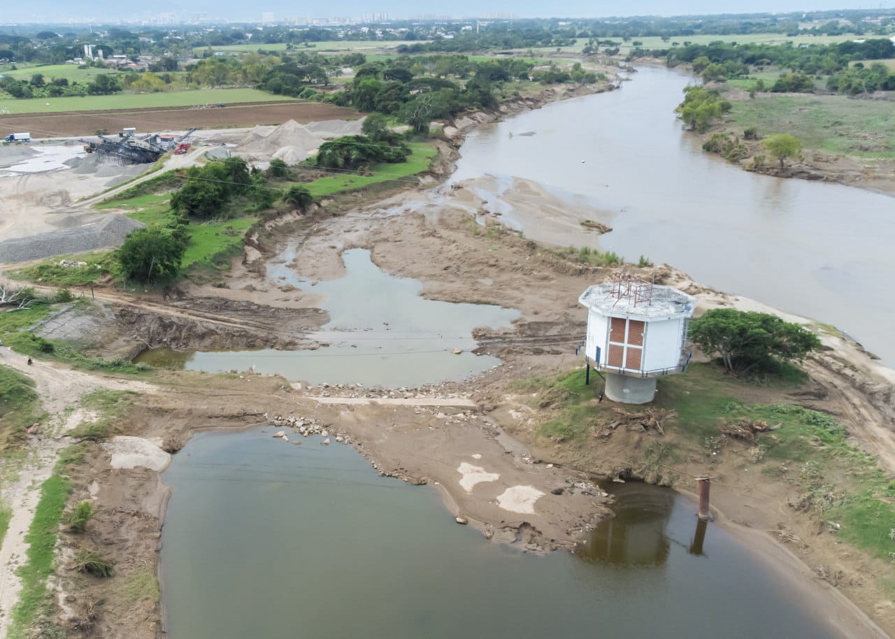 Huracán Lidia azolvó canal de ingresó de agua al Pozo Radial