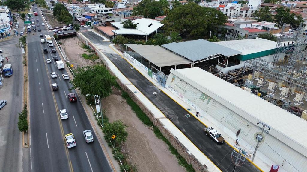 Inauguran obra de la calle de La Corregidora