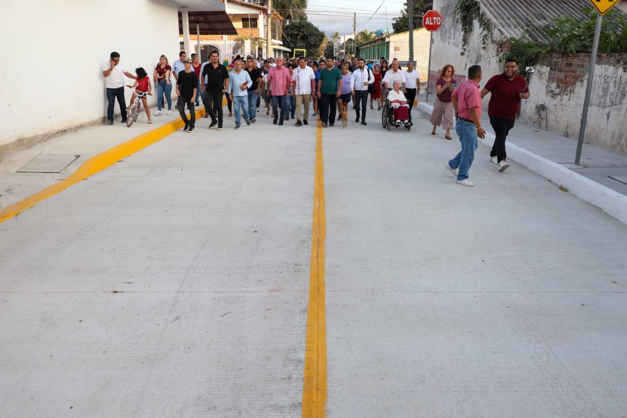 Inauguran obras viales e hidrosanitarias en Las Juntas