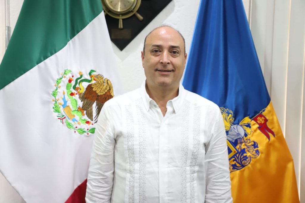 Francisco José Martínez Gil rinde protesta como alcalde interino
