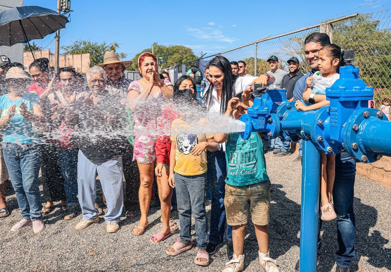 Inaugura la alcaldesa Mirtha Villalvazo un nuevo pozo de agua potable en San Vicente