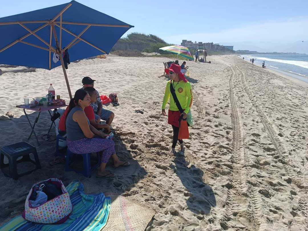 Continúa Bandera Amarilla en Playas de Bahía de Banderas