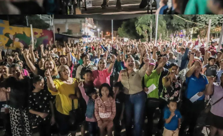 Reciben 342 mujeres de la zona centro del municipio el último cheque del programa Bienestar para las Mujeres en Bahía de Banderas