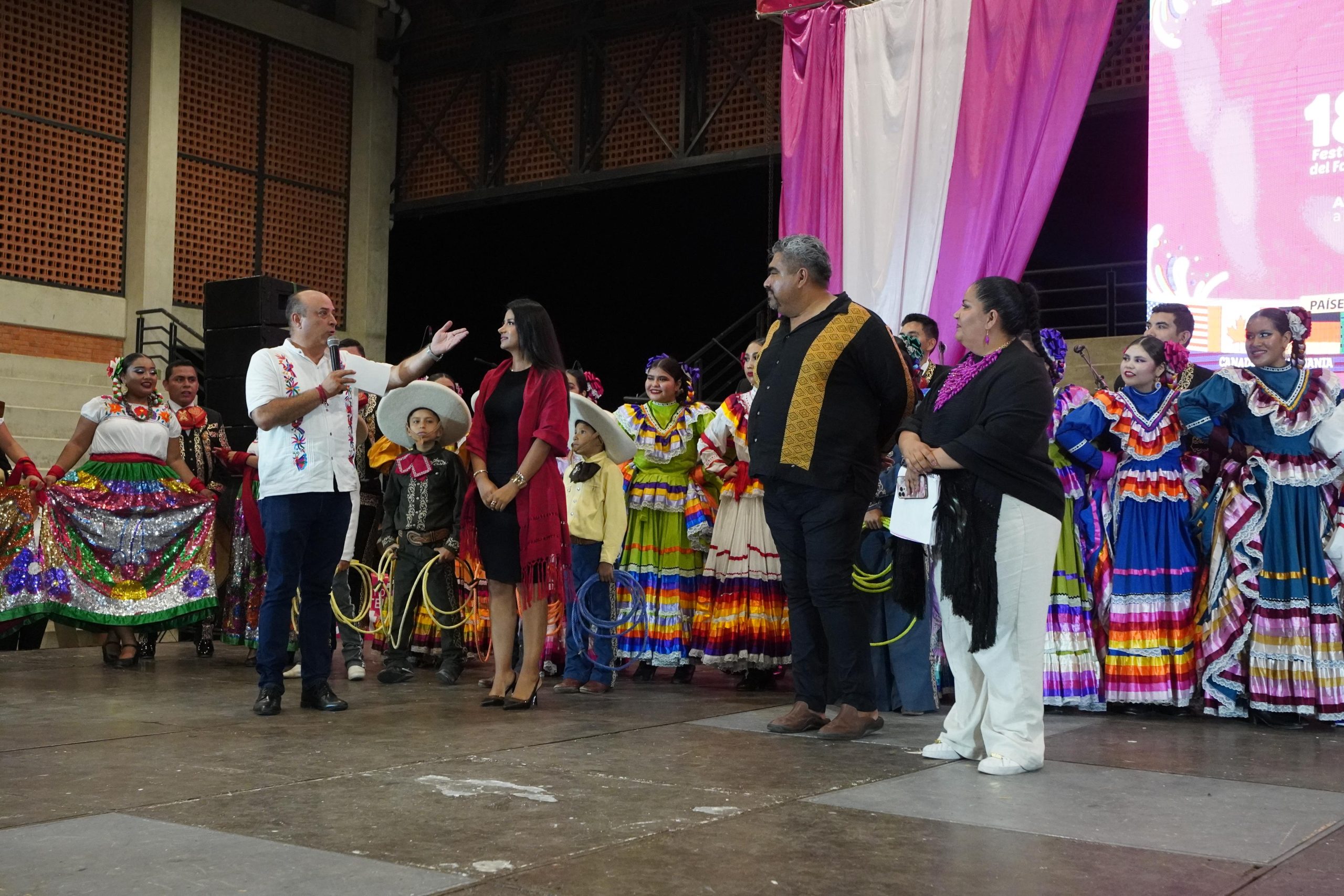 Gran cierre del 18º Festival Vallarta Azteca del Folclor Internacional