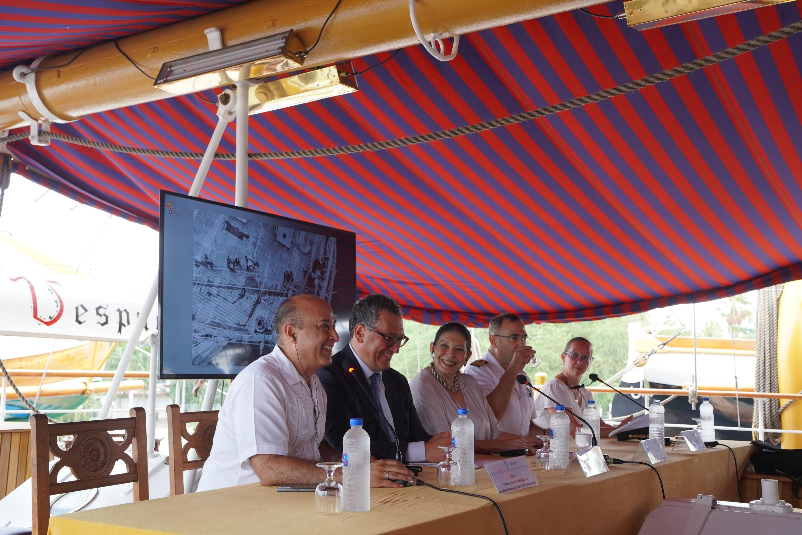 Puerto Vallarta buscará hermanarse con Nápoles o Sicilia