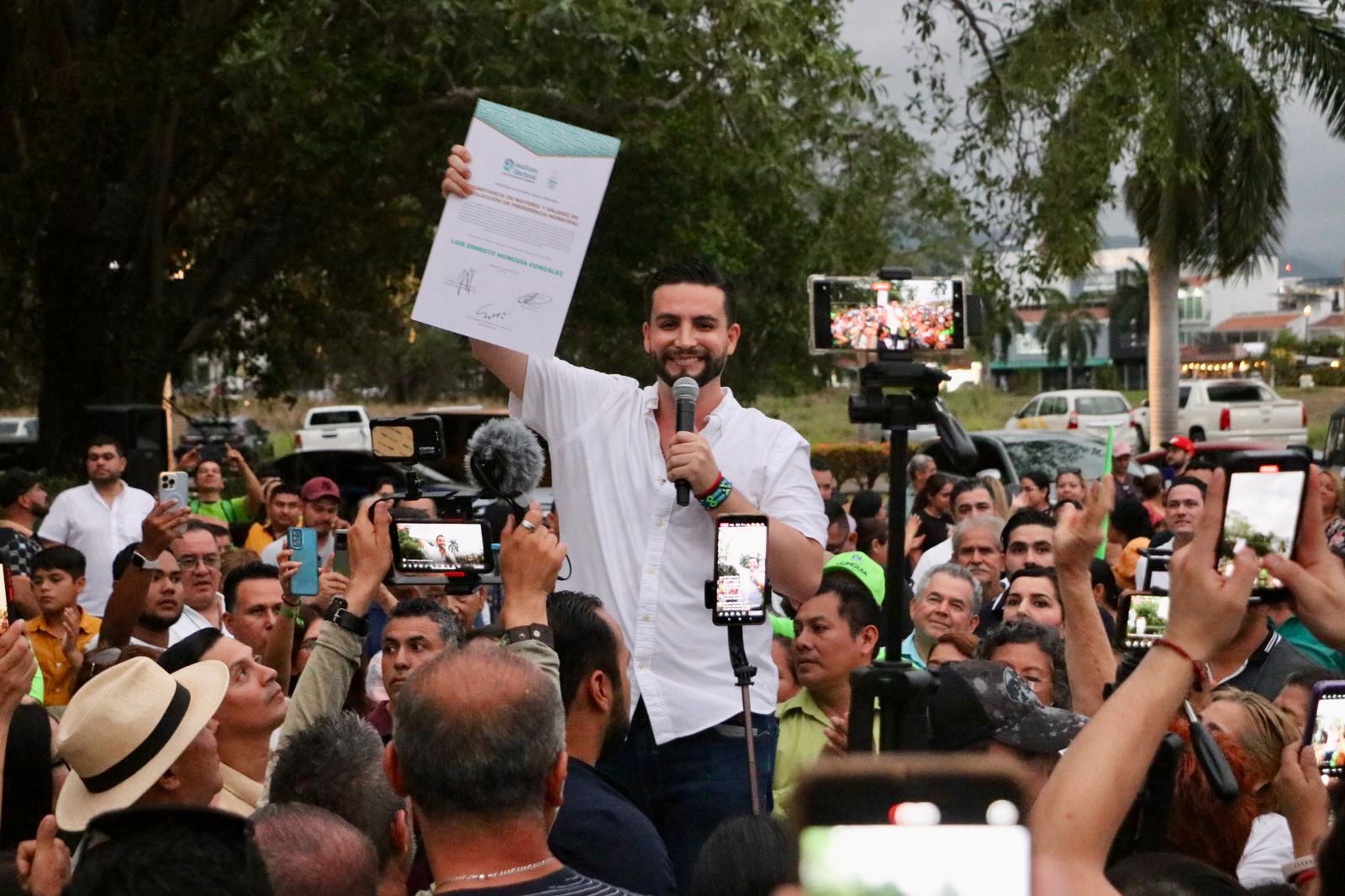 Es Luis Munguía alcalde electo de Puerto Vallarta