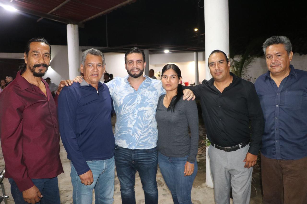 Agradece Luis Munguía a las familias de Ixtapa