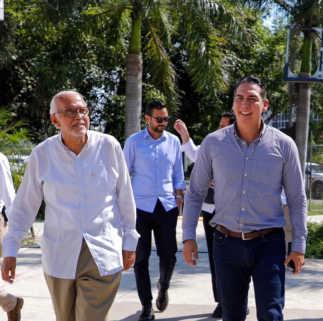 Héctor Santana y Navarro Quintero construirán un centro de salud en Valle Dorado