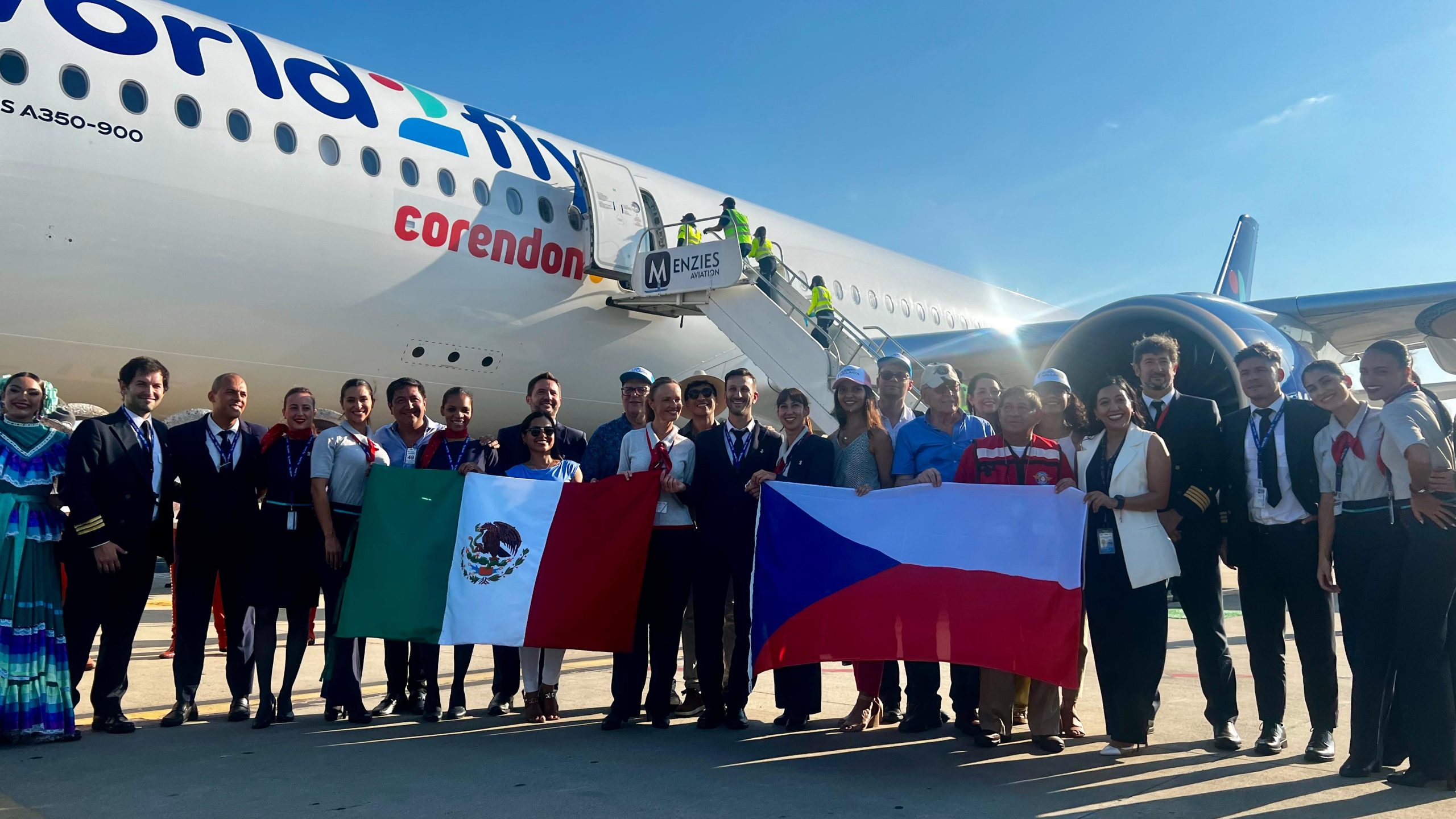 Recibe Puerto Vallarta primer vuelo directo desde Praga