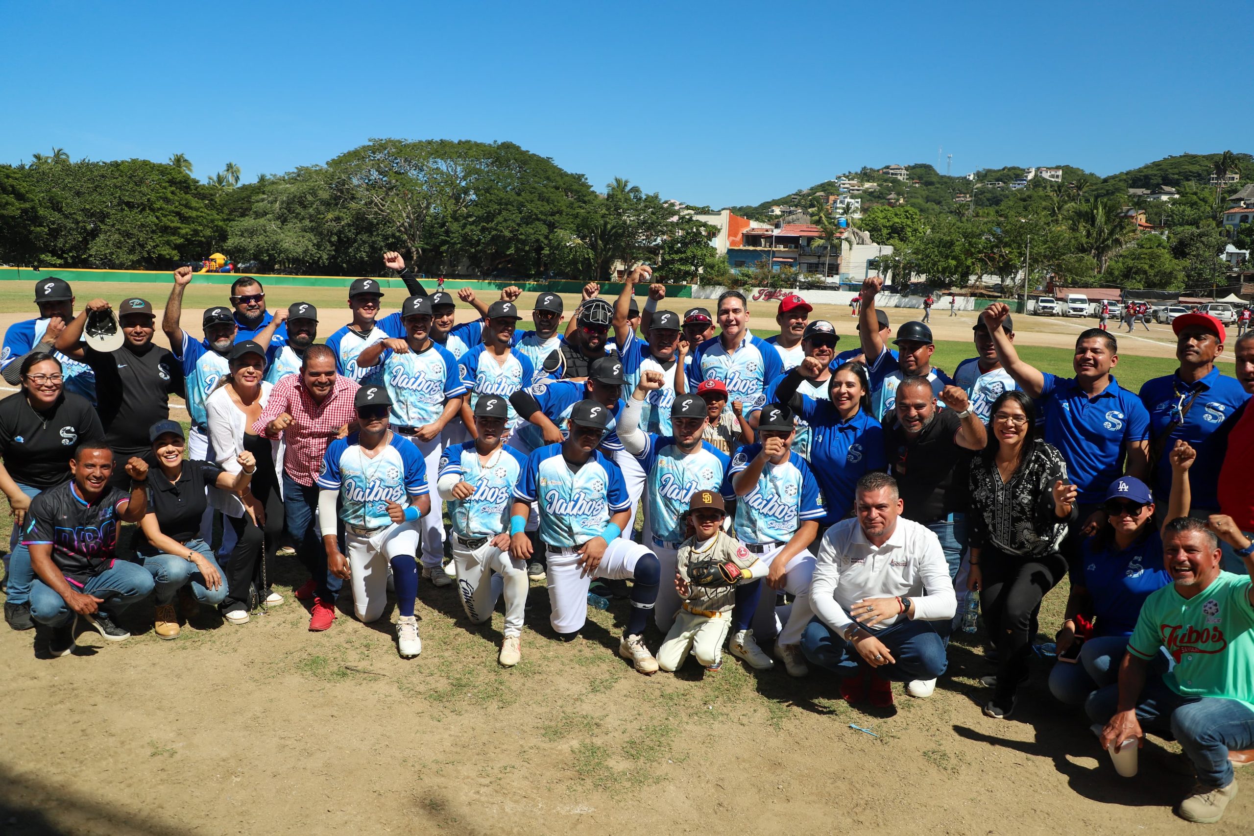 Héctor Santana Impulsa a los Jaibos de Sayulita en su camino al campeonato en la Liga Nayarita de Béisbol