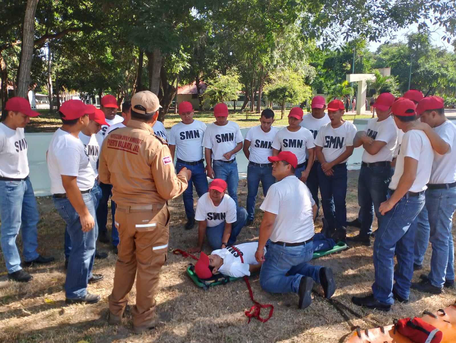 Brinda Protección Civil cursos de prevención y primeros auxilios a estudiantes