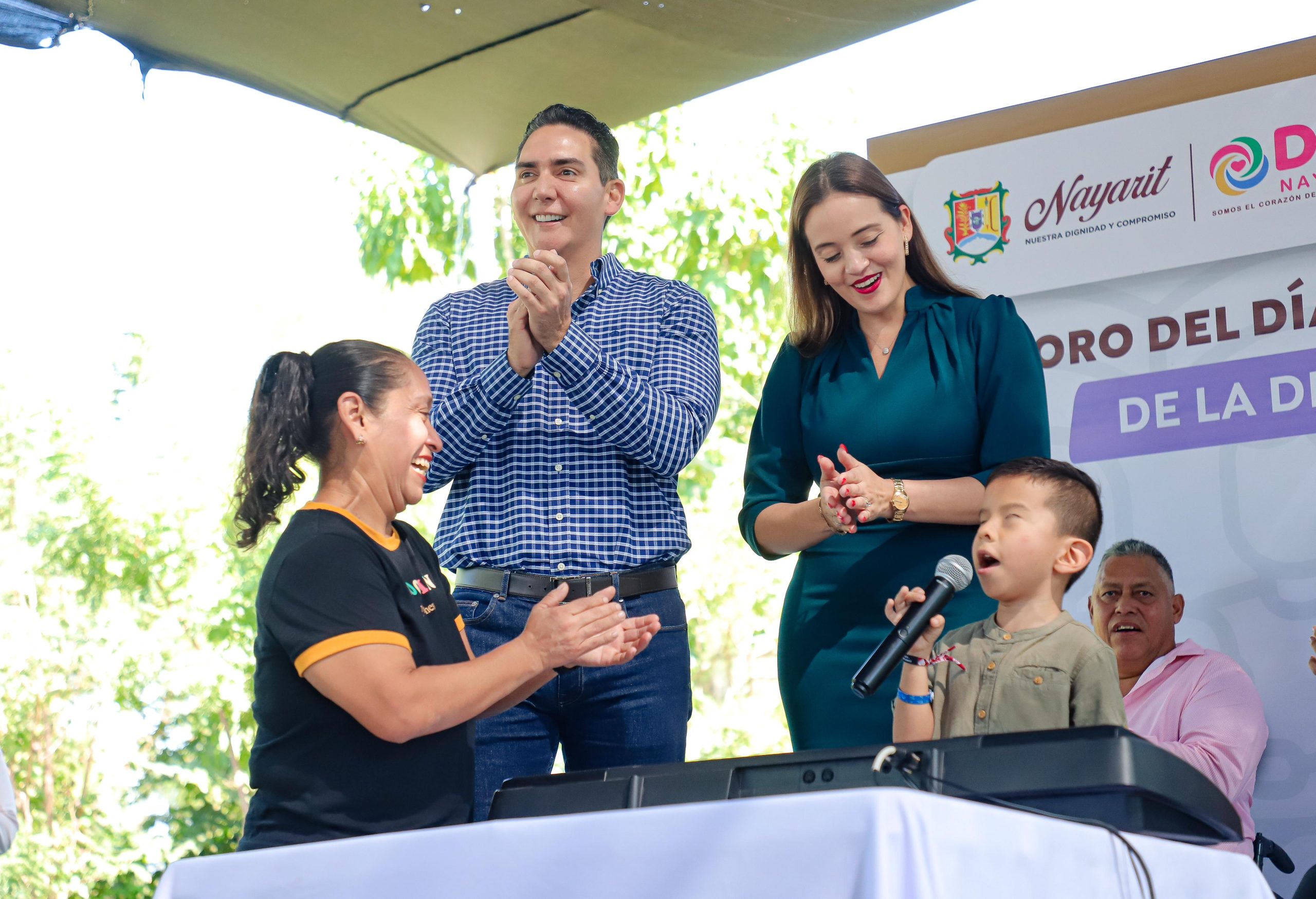 Héctor Santana y Margui Zúñiga encabezan Foro del Día Internacional de las Personas con Discapacidad en Bahía de Banderas